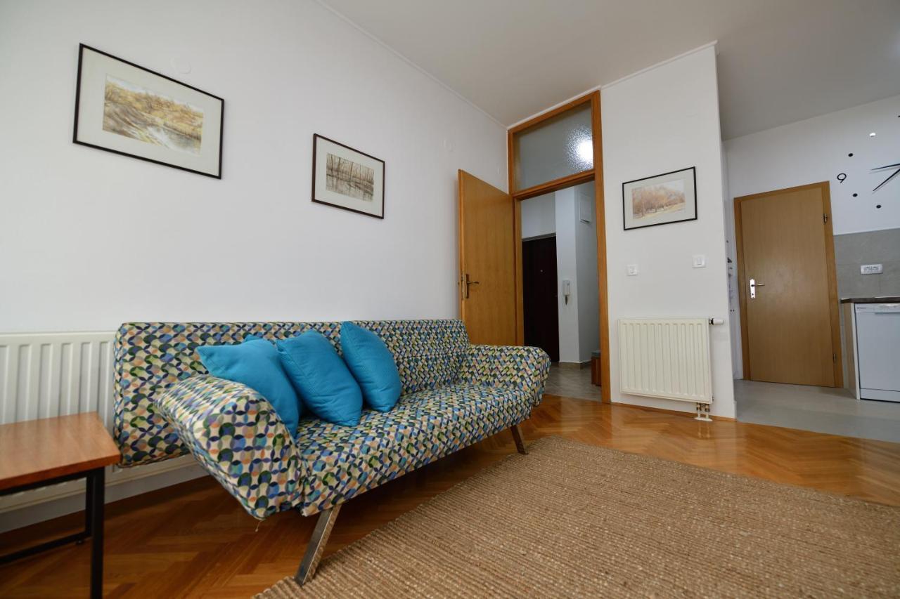 Apartman Miran オシエク エクステリア 写真