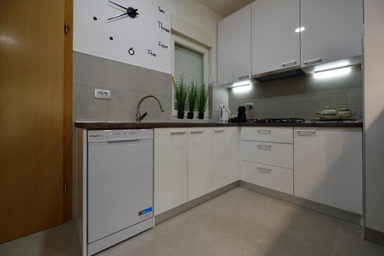 Apartman Miran オシエク エクステリア 写真
