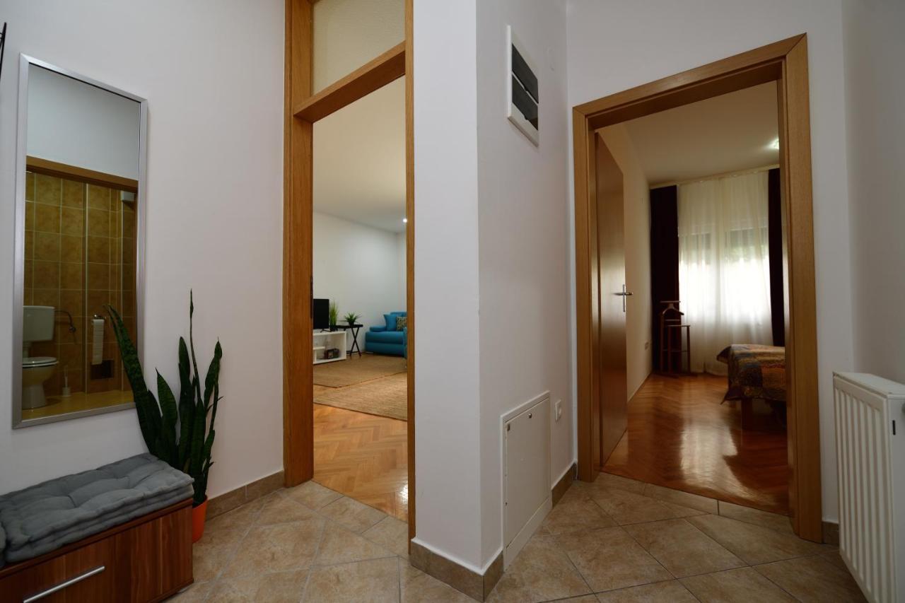 Apartman Miran オシエク エクステリア 写真